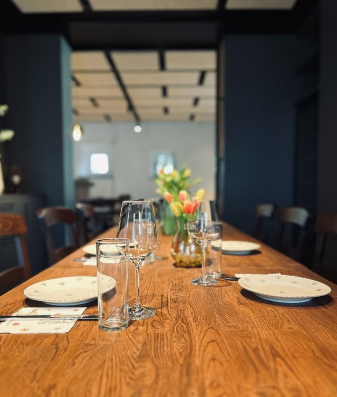 Tasting time🍷🫶🏻🌷